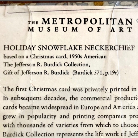MOMA. Holiday Snowflake Neckerchief - Picture 14 of 14